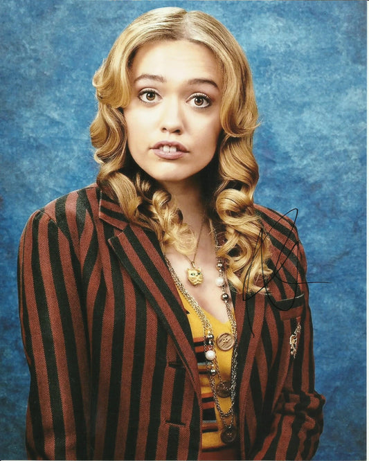 AIMEE LOU WOOD SIGNED SEX EDUCATION 8X10 PHOTO (1)