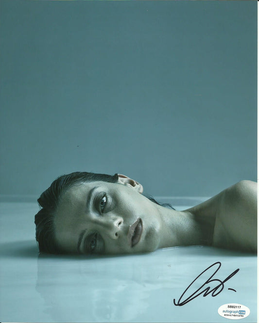 ANGELA SARAFYAN SIGNED SEXY 10X8 PHOTO (1) also ACOA certified