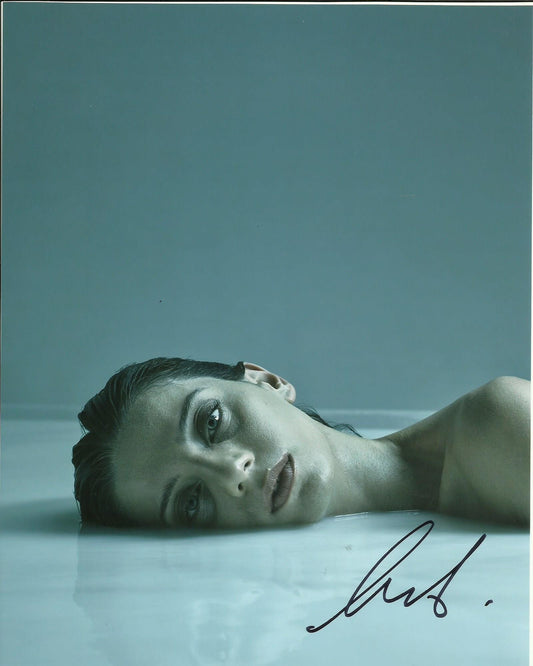 ANGELA SARAFYAN SIGNED SEXY 10X8 PHOTO (4)