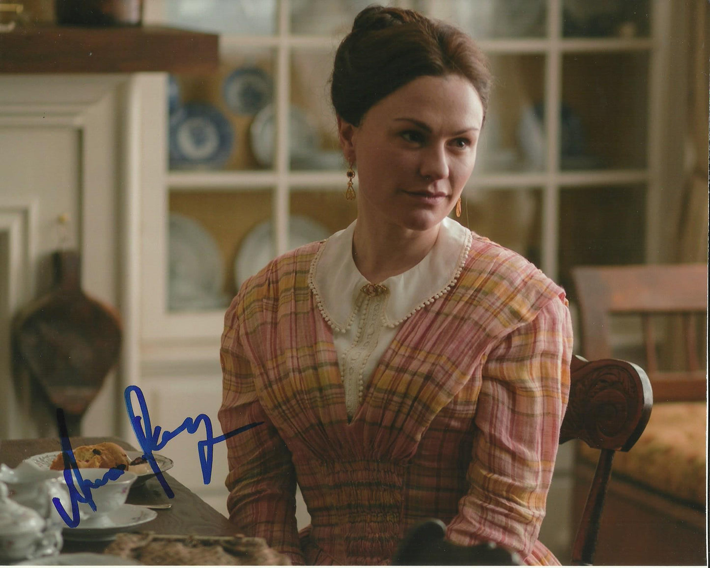 ANNA PAQUIN SIGNED ALIAS GRACE 10X8 PHOTO