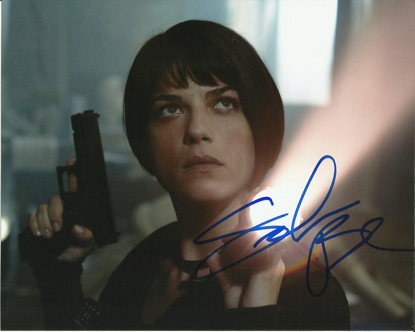 SELMA BLAIR SIGNED HELLBOY 10X8 PHOTO (2)