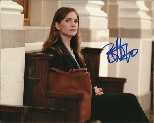 BRITT ROBERTSON SIGNED SEXY 10X8 PHOTO (1)