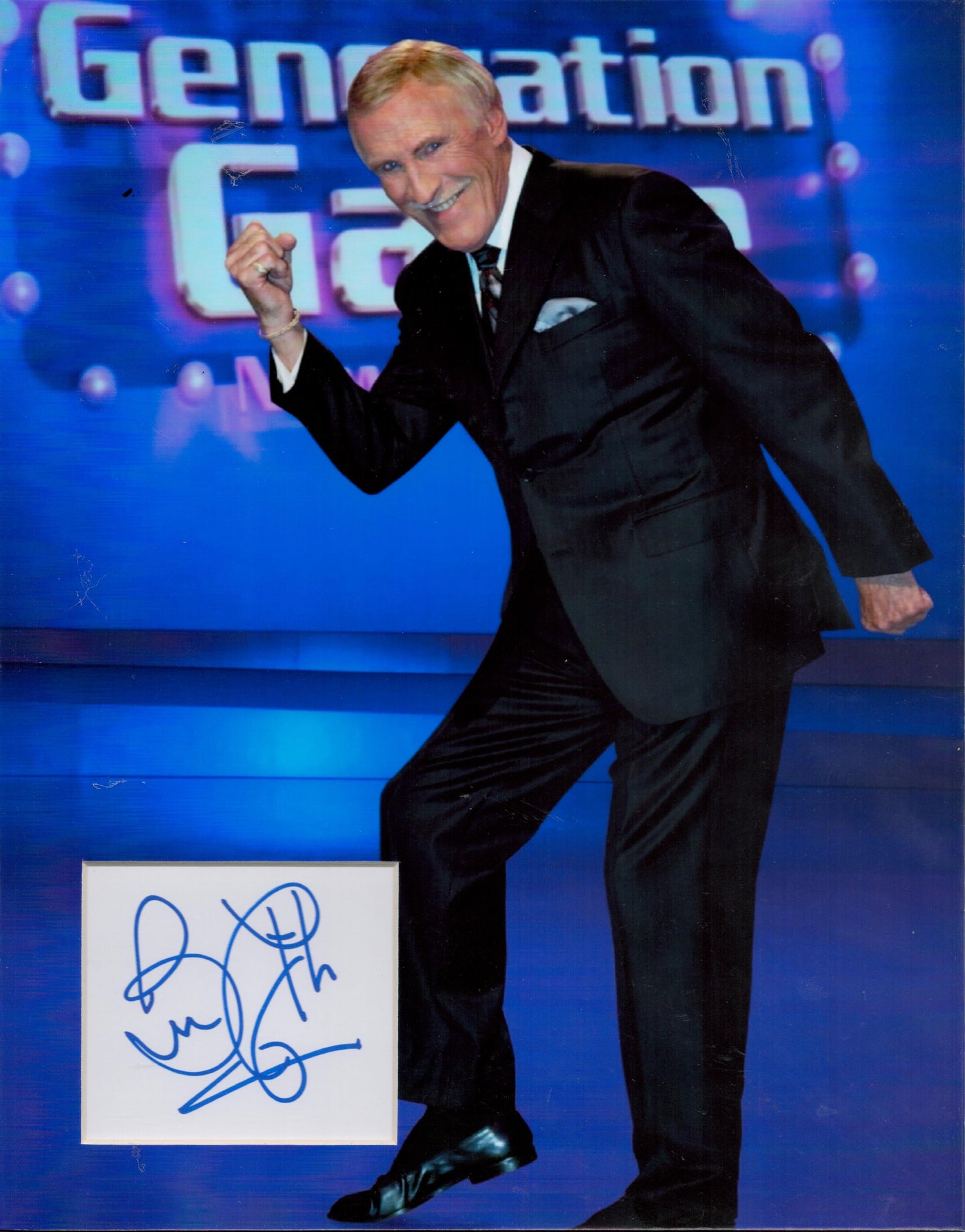 BRUCE FORSYTH SIGNED 14X11 PHOTO MOUNT