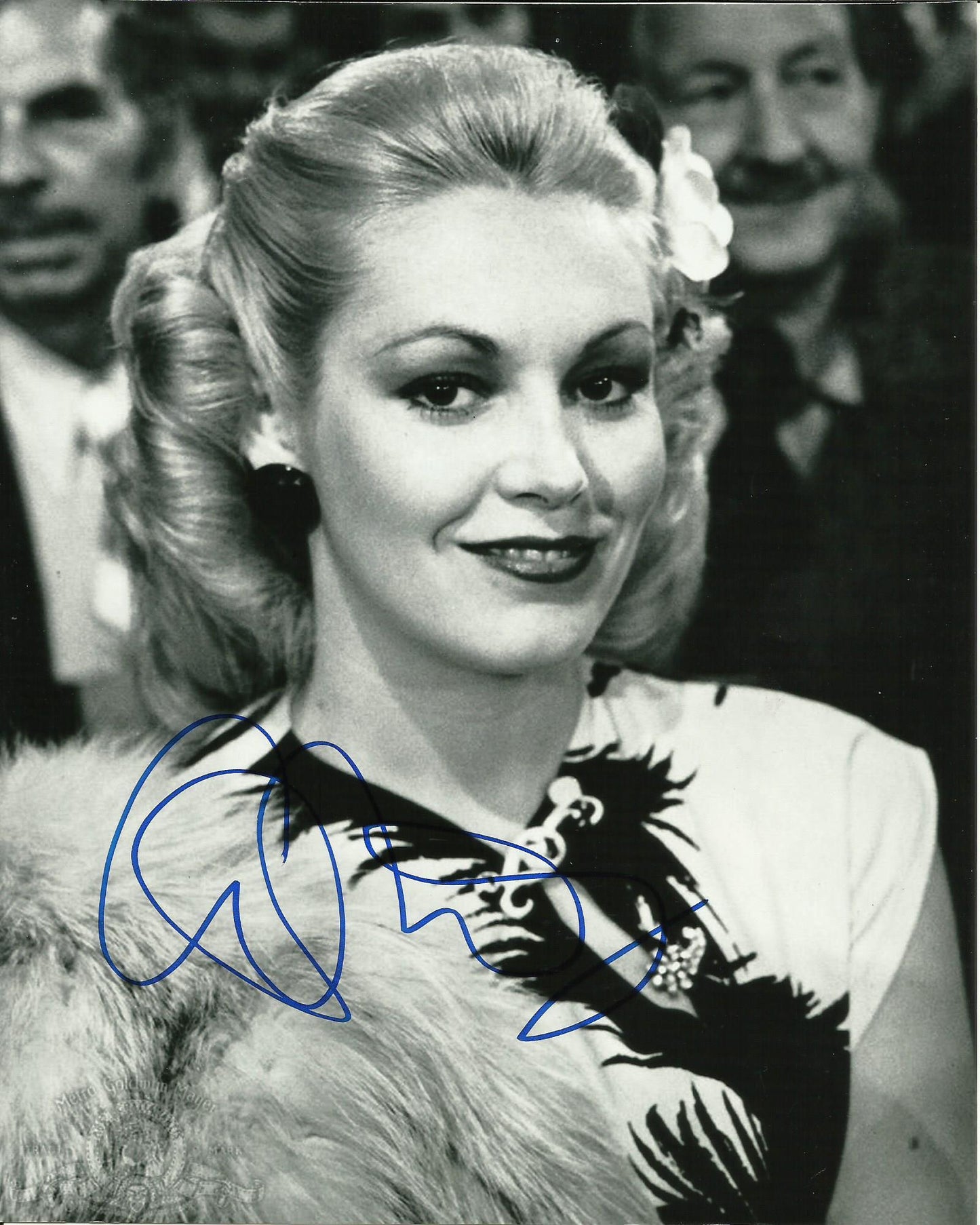CATHY MORIARTY SIGNED RAGING BULL 10X8 PHOTO (3)