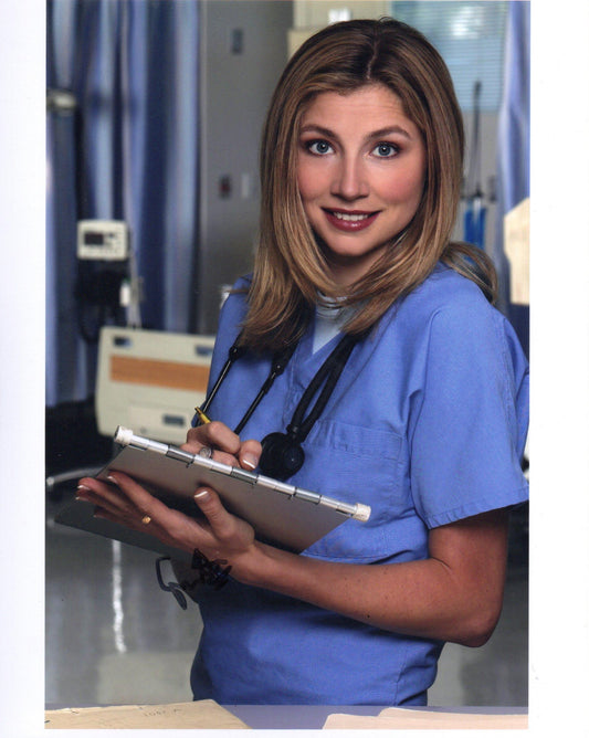 SARAH CHALKE SIGNED SCRUBS 10X8 PHOTO (1)