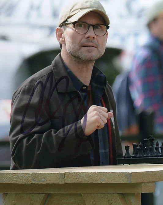 CHRISTIAN SLATER SIGNED MR ROBOT 8X10 PHOTO (6)