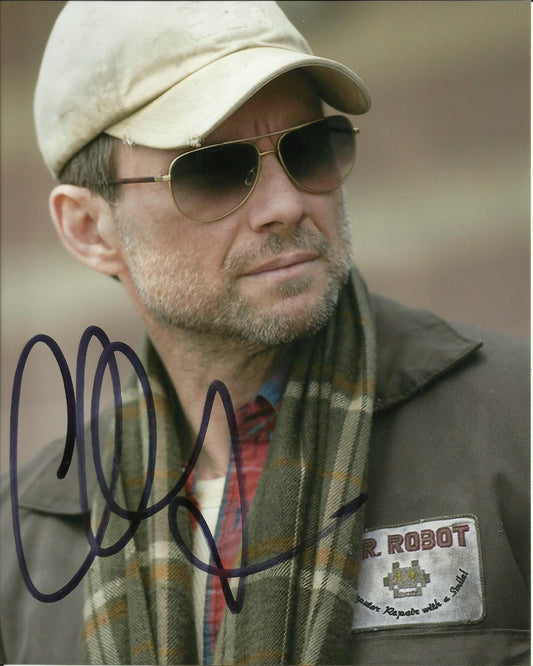 CHRISTIAN SLATER SIGNED MR ROBOT 8X10 PHOTO (2)