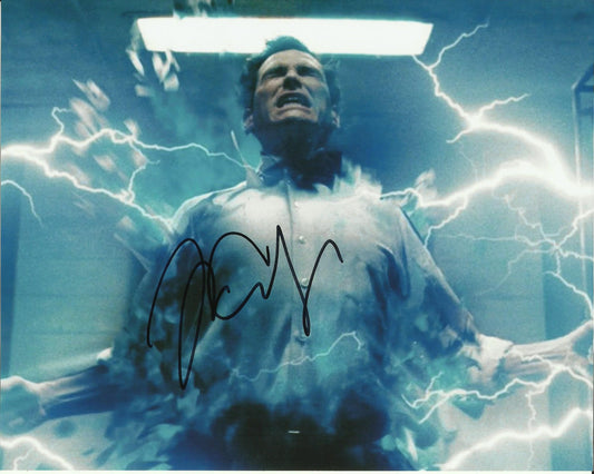 BILLY CRUDUP SIGNED WATCHMEN 8X10 PHOTO (1)
