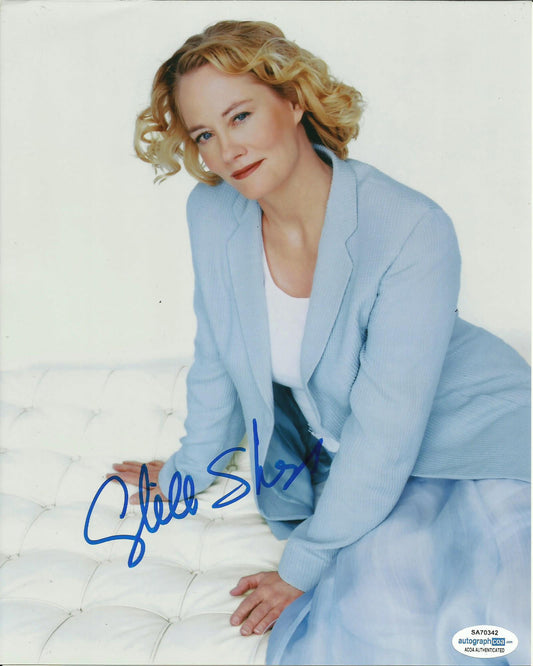 CYBIL SHPEHERD SIGNED SEXY 10X8 PHOTO (1) ALSO ACOA CERTIFIED