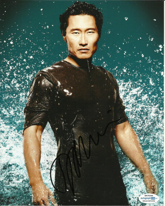 DANIEL DAE KIM SIGNED HAWAII FIVE-0 8X10 PHOTO (2) ALSO ACOA CERTIFIED