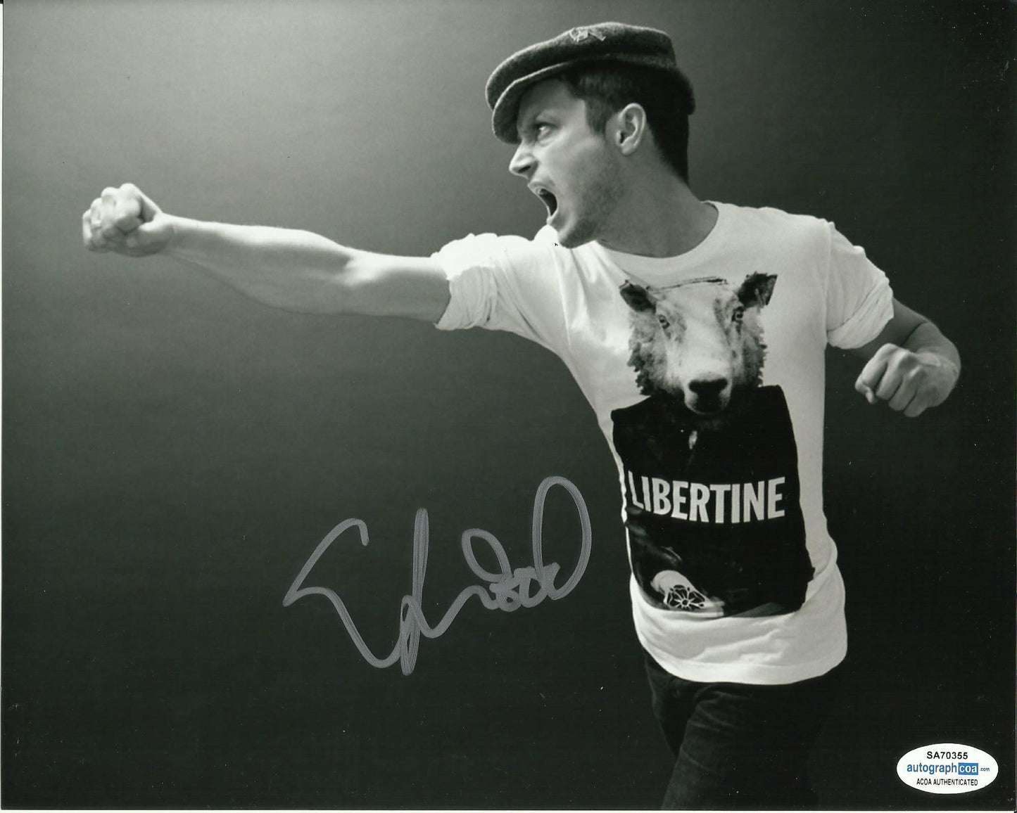ELIJAH WOOD SIGNED COOL 8X10 PHOTO (5) ALSO ACOA CERTIFIED