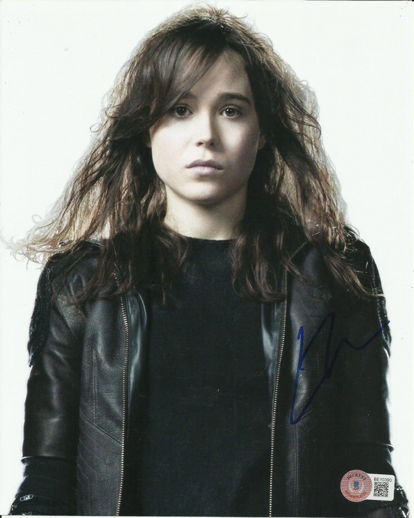 ELLIOT PAGE (ELLEN) SIGNED X-MEN 10X8 PHOTO (1)  ALSO BECKETT COA
