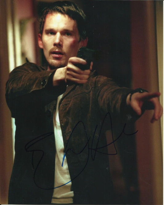 ETHAN HAWKE SIGNED TRAINING DAY 8X10 PHOTO (1)