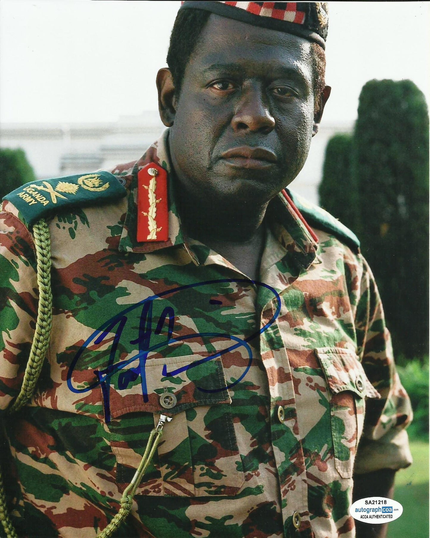 FOREST WHITAKER SIGNED THE LAST KING OF SCOTLAND 8X10 PHOTO (2) ALSO ACOA CERTIFIED