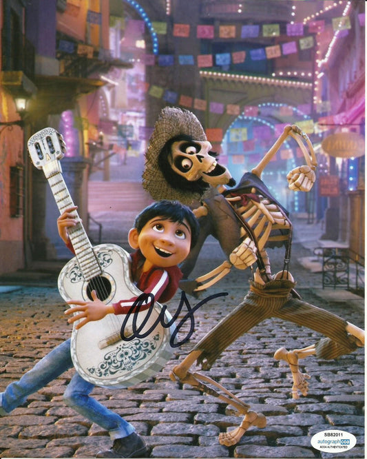 GAEL GARCIA BERNAL SIGNED COCO 8X10 PHOTO (1) ALSO ACOA