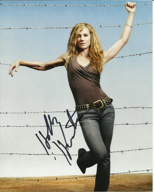 HOLLY HUNTER SIGNED SEXY 10X8 PHOTO (1)
