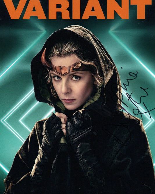 SOPHIA DI MARTINO SIGNED LOKI 10X8 PHOTO (1)