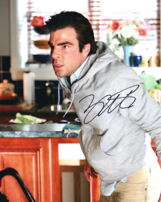 ZACHARY QUINTO SIGNED HEROES 8X10 PHOTO (5)