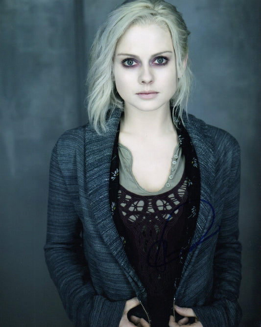 ROSE McIVER SIGNED IZOMBIE 10X8 PHOTO (1)