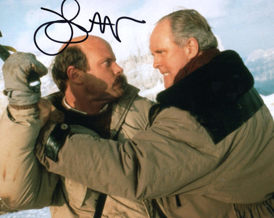 JOHN LITHGOW SIGNED CLIFFHANGER 8X10 PHOTO (2)