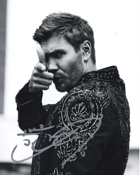 CHAD MICHAEL MURRAY SIGNED ONE TREE HILL PHOTO (4)