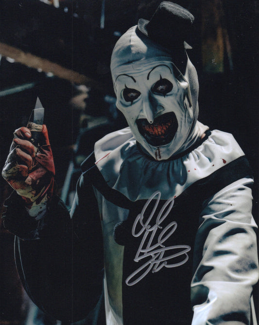 DAVID HOWARD THORNTON SIGNED TERRIFIER 8X10 PHOTO (17)