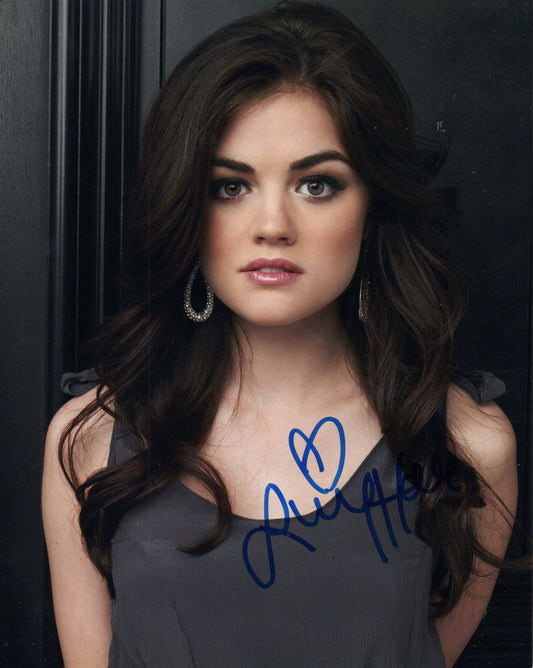 LUCY HALE SIGNED SEXY 10X8 PHOTO (4)