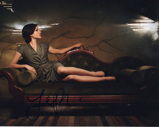 LANA PARRILLA SIGNED ONCE UPON A TIME 10X8 PHOTO (7)