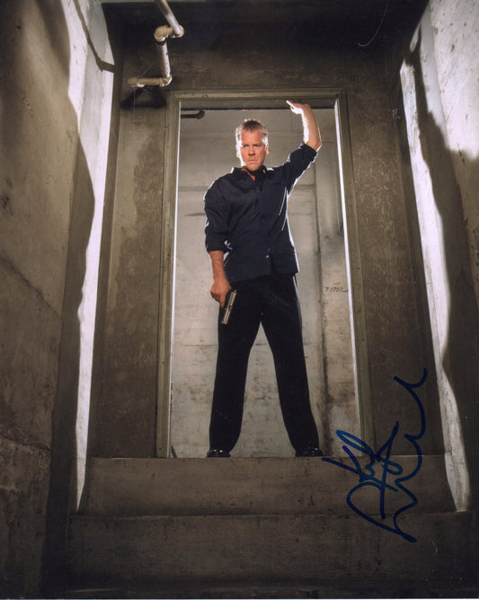 KIEFER SUTHERLAND SIGNED 24 8X10 PHOTO (9)