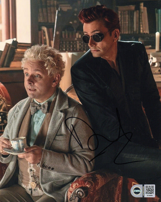 DAVID TENNANT SIGNED GOOD OMENS 8X10 PHOTO (2) ALSO SWAU