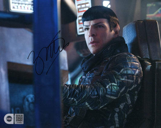 ZACHARY QUINTO SIGNED STAR TREK 8X10 PHOTO (4) ALSO SWAU