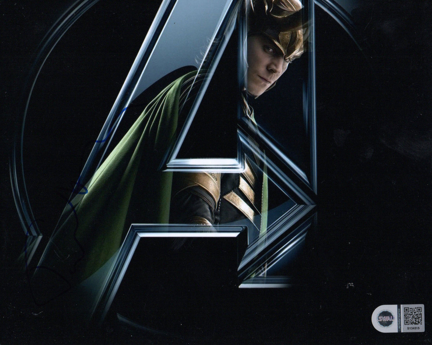 TOM HIDDLESTON SIGNED LOKI 8X10 PHOTO (2) ALSO SWAU