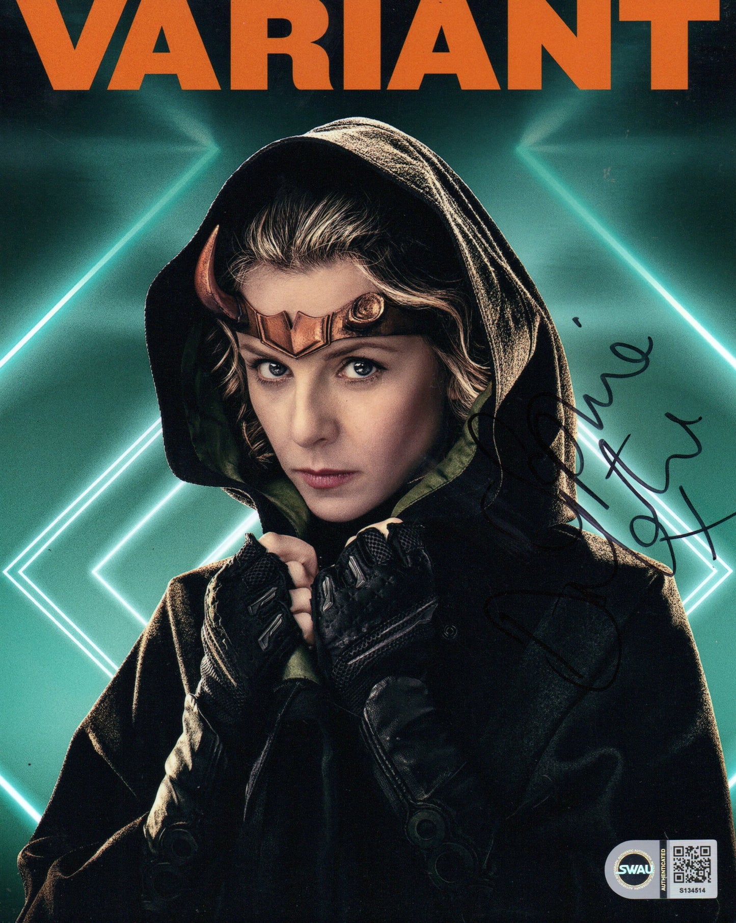 SOPHIA DI MARTINO SIGNED LOKI 10X8 PHOTO (1) ALSO SWAU