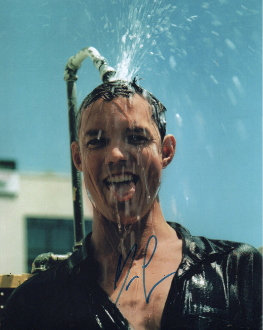 MATTHEW LILLARD SIGNED 8X10 PHOTO