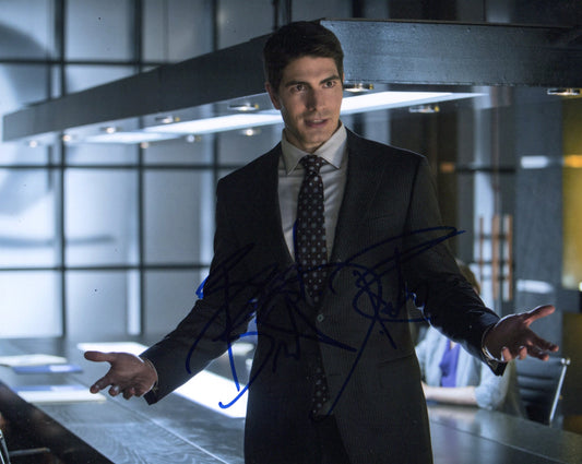 BRANDON ROUTH SIGNED ARROW / LEGENDS OF TOMORROW 8X10 PHOTO (2)