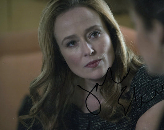 JENNIFER EHLE SIGNED THE BLACKLIST 10X8 PHOTO