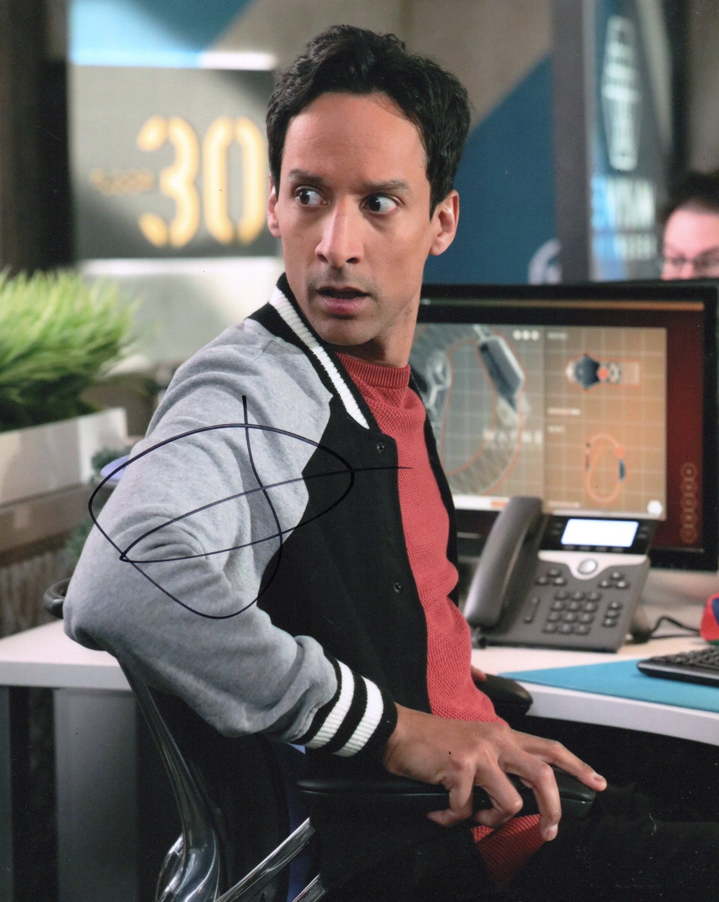 DANNY PUDI SIGNED POWERLESS 10X8 PHOTO