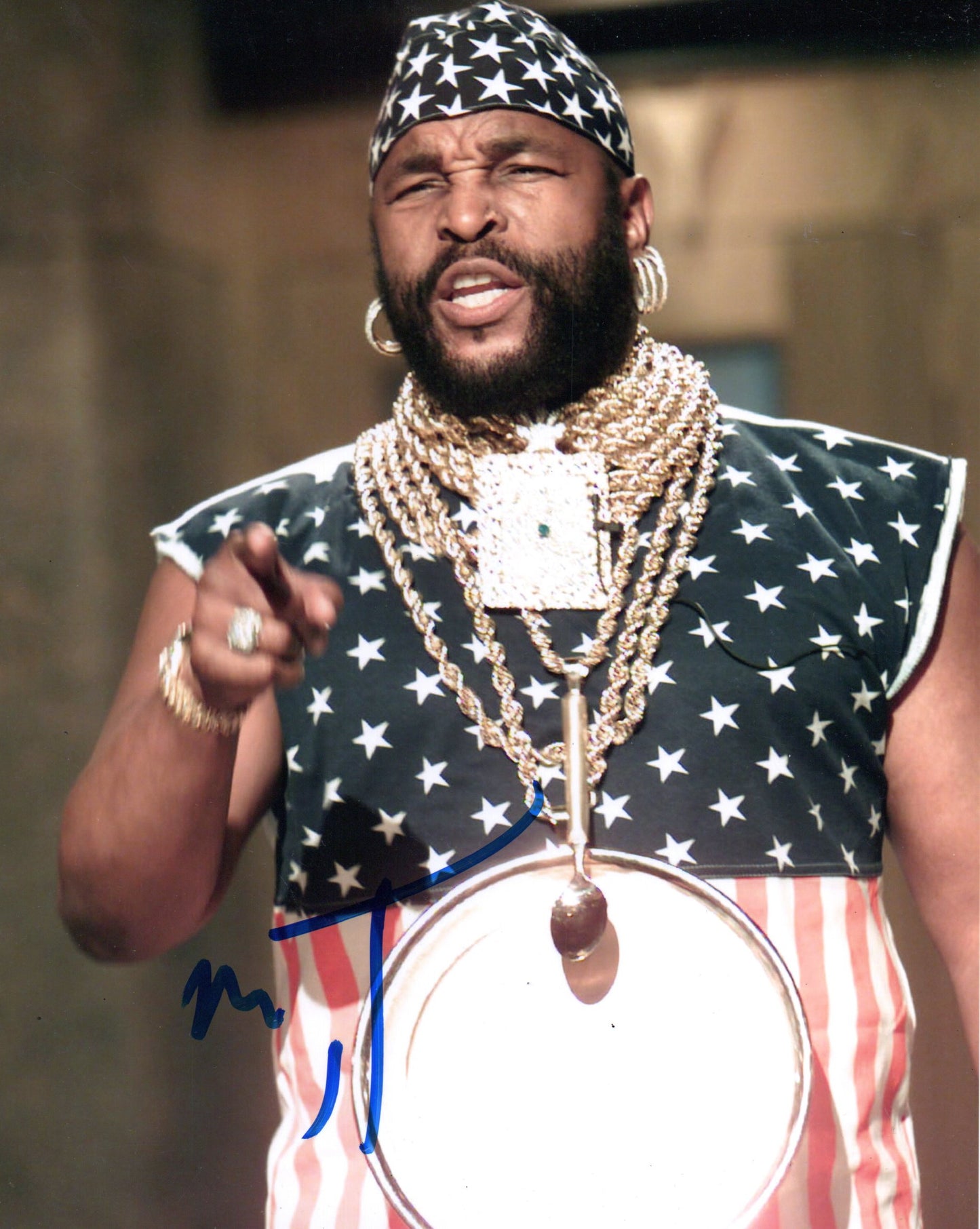 MR T SIGNED 8X10 PHOTO