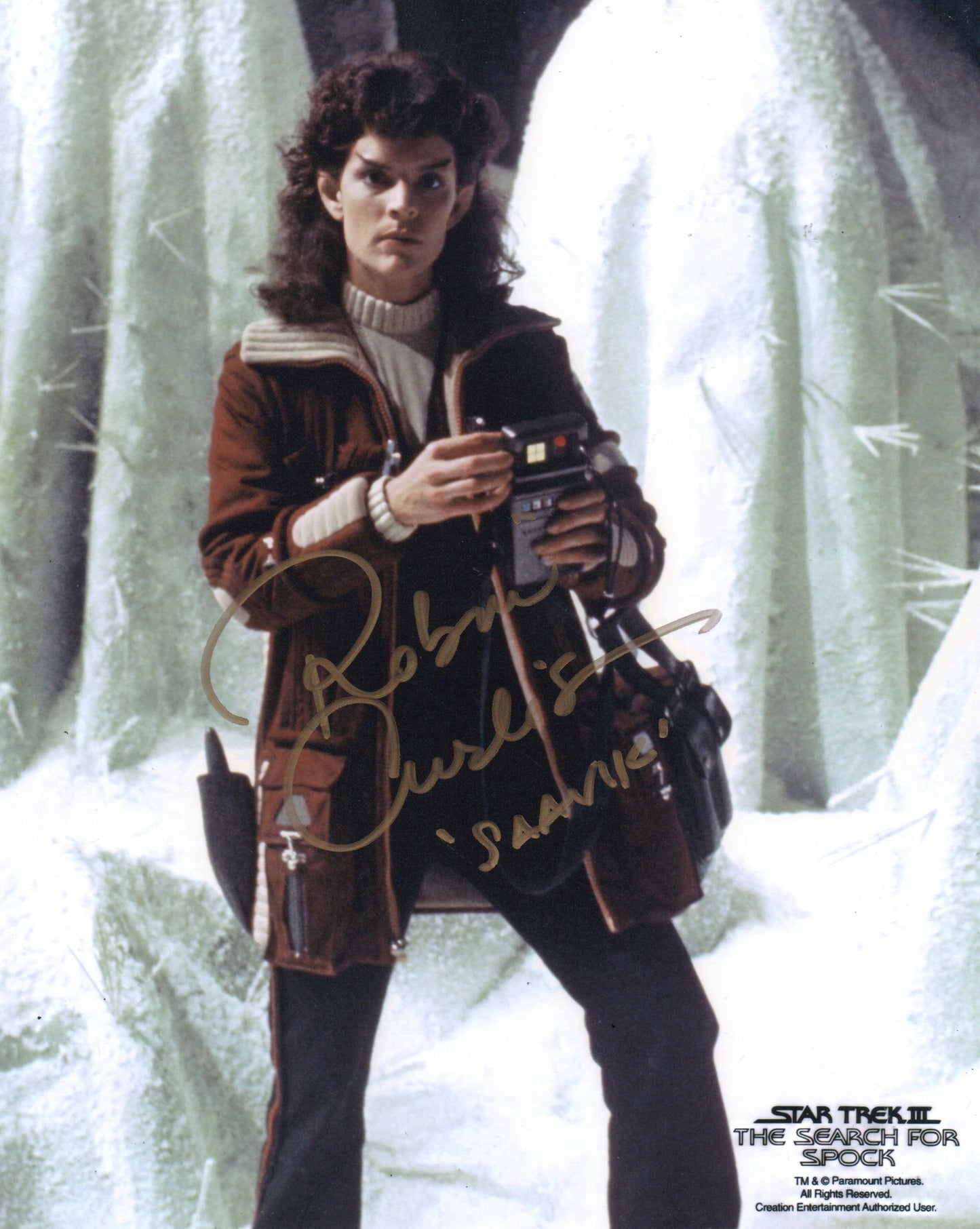 ROBIN CURTIS SIGNED STAR TREK 10X8 PHOTO (1)