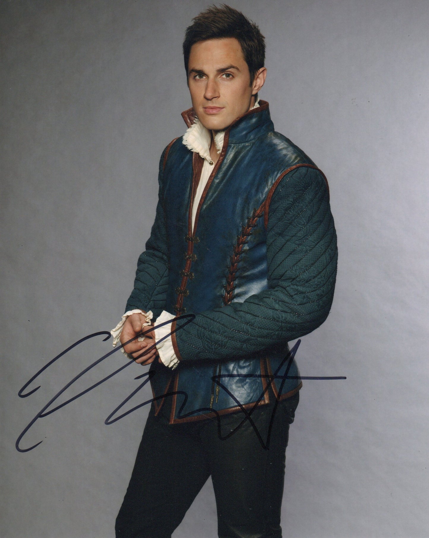 ANDREW J WEST SIGNED ONCE UPON A TIME 8X10 PHOTO (3)
