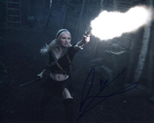 EMILY BROWNING SIGNED SEXY SUCKER PUNCH 10X8 PHOTO (2)