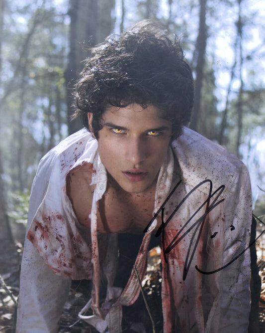 TYLER POSEY SIGNED TEEN WOLF 8X10 PHOTO (4)
