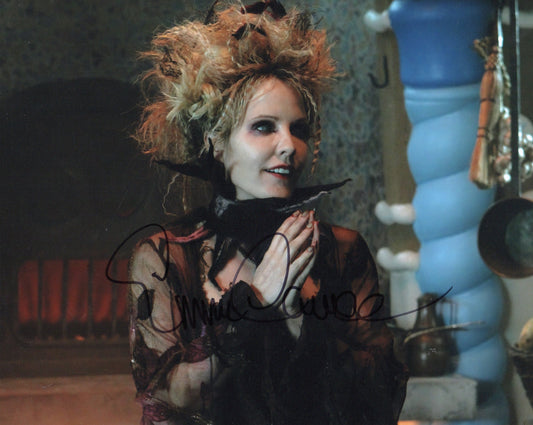 EMMA CAULFIELD SIGNED ONCE UPON A TIME 10X8 PHOTO (3)