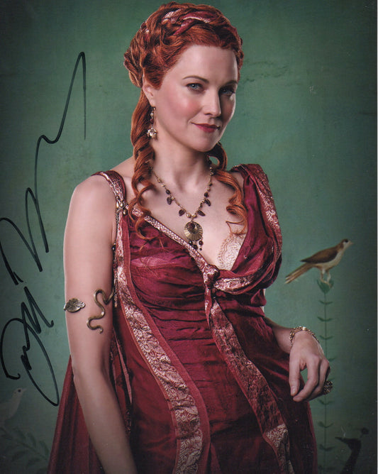 LUCY LAWLESS SIGNED SPARTACUS 10X8 PHOTO (2)