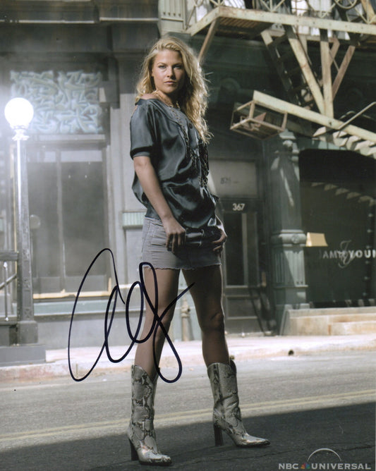 ALI LARTER SIGNED SEXY HEROES 10X8 PHOTO (7)