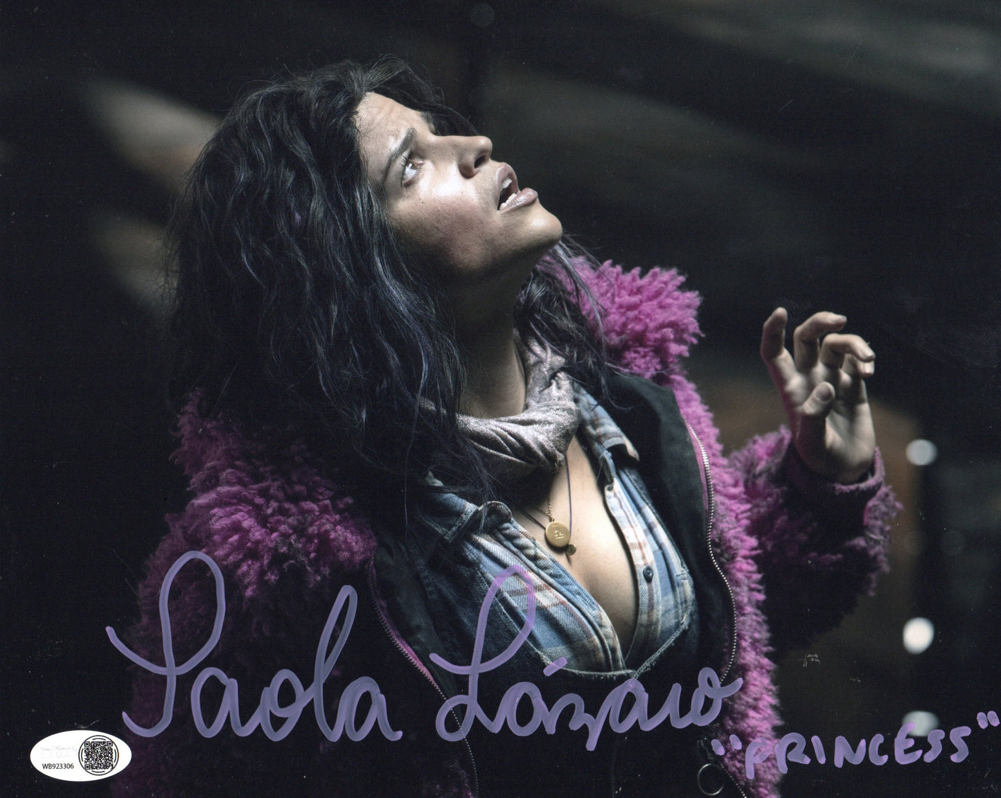 PAOLA LAZARO SIGNED THE WALKING DEAD 10X8 PHOTO (1) ALSO JSA