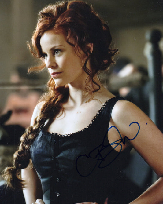 CASSIDY FREEMAN SIGNED THE VAMPIRE DIARIES 10X8 PHOTO (2)