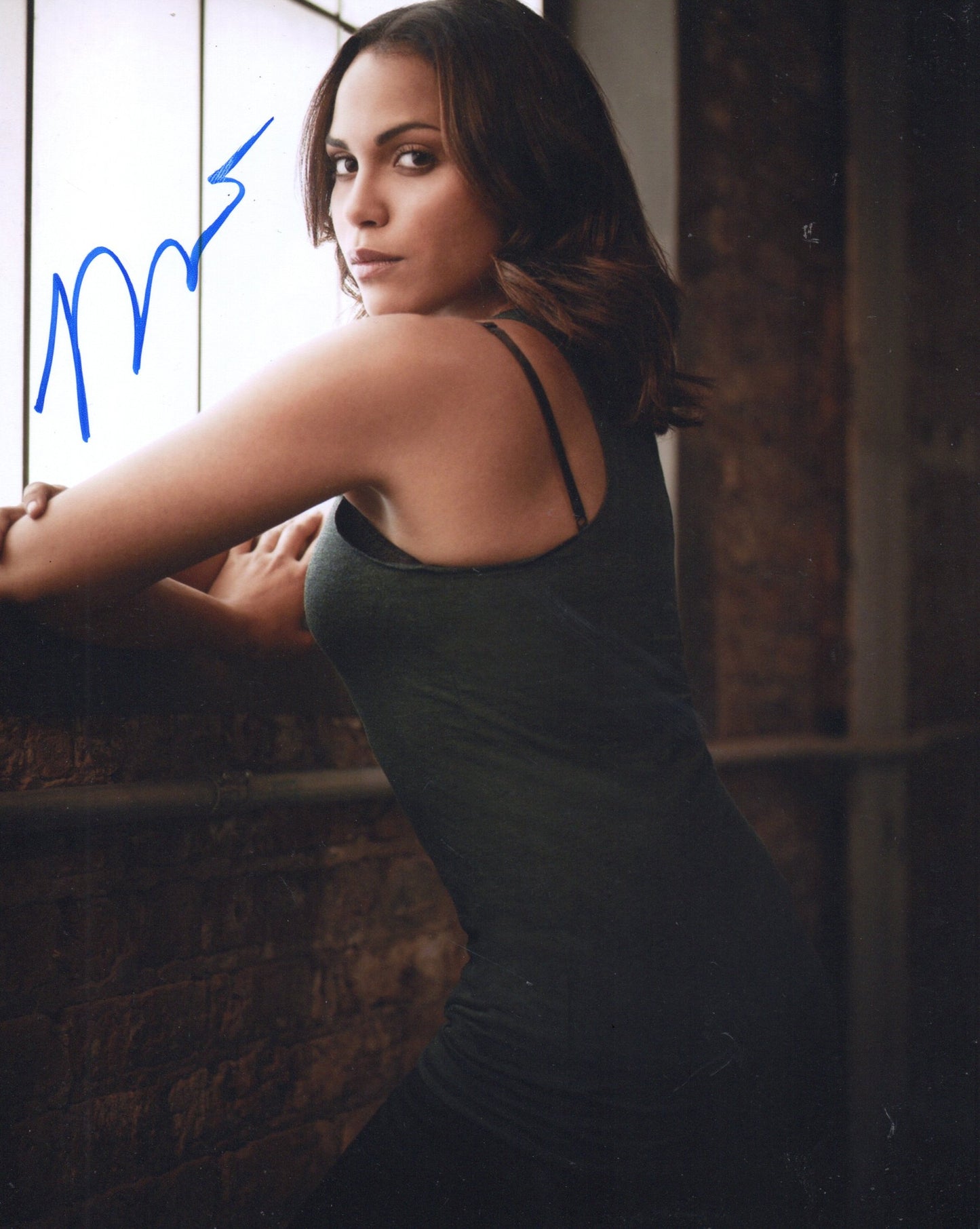 MONICA RAYMUND SIGNED SEXY 10X8 PHOTO (1)