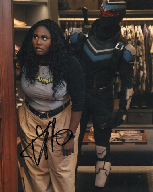DANIELLE BROOKS SIGNED PEACEMAKER 8X10 PHOTO (2)