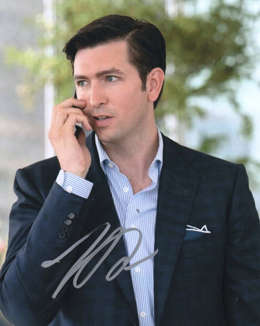 NICHOLAS BRAUN SIGNED SUCCESSION 8X10 PHOTO (1)